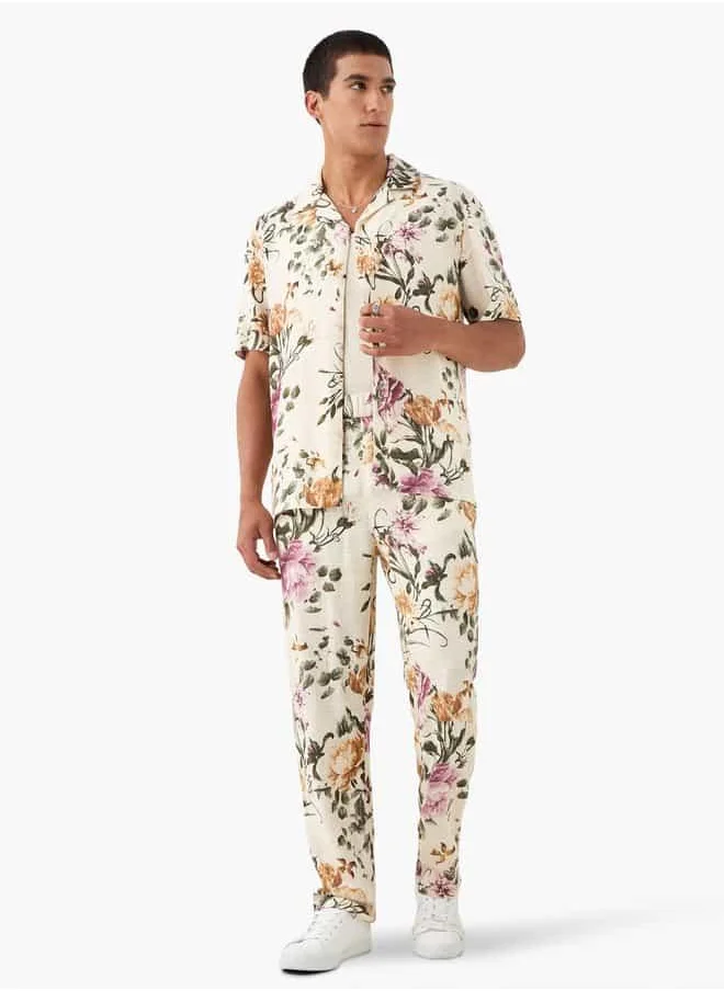 Iconic Iconic All-Over Floral Print Camp Collar Shirt