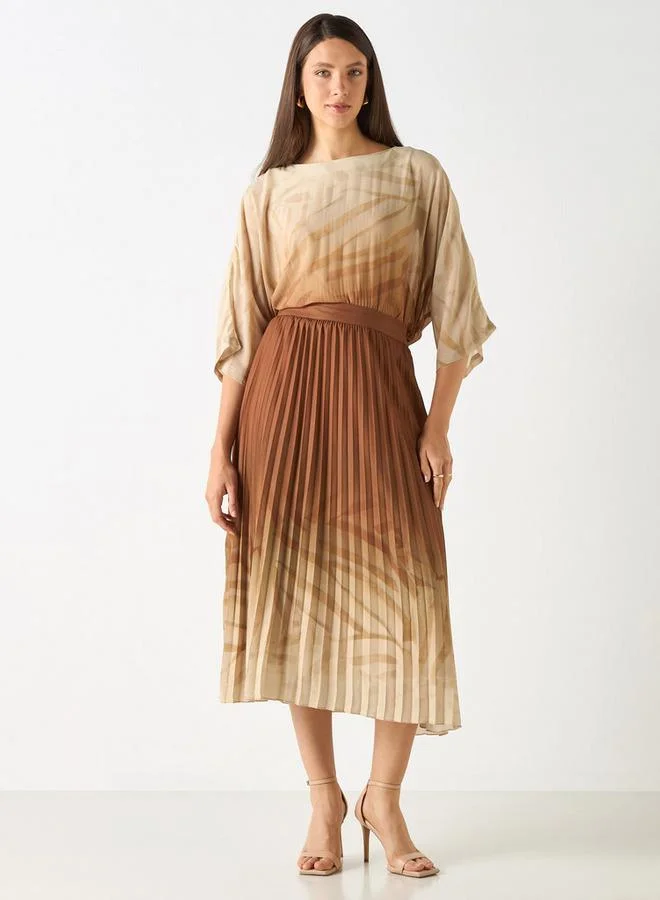 ايكونيك تنورة ميدي إيه لاين بكسرات وخصر مطاطي من آيكونيك