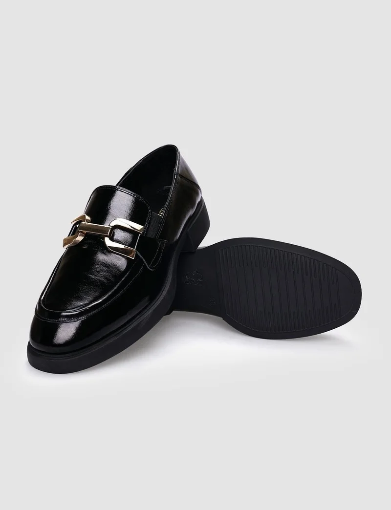 Cabani 100% Genuine Leather Black Patent Leather Buckled Women's Casual Shoes