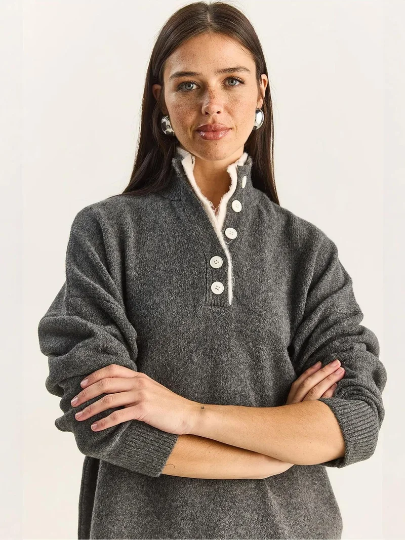 Bianco Lucci LUCCI Buttoned Sweater