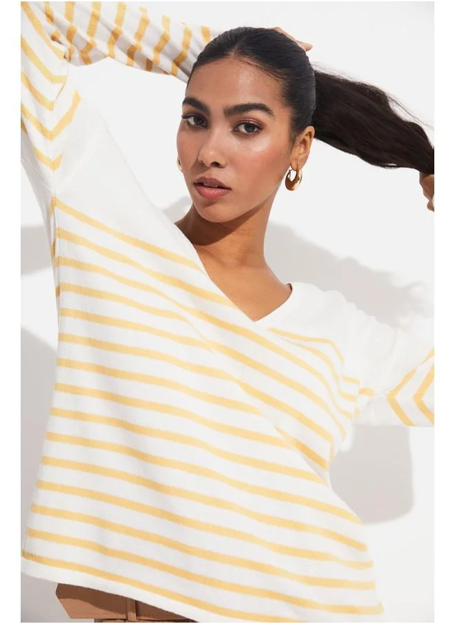 JUNE June V-Neck Striped Sweater Ecru - Beige