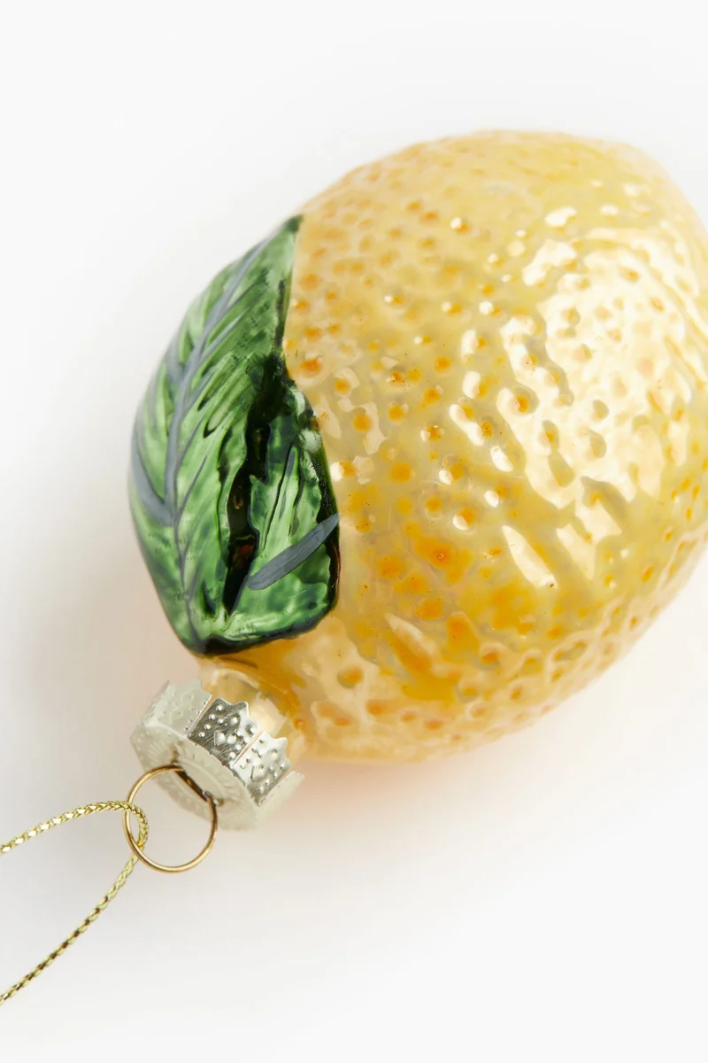 H&M Christmas decoration