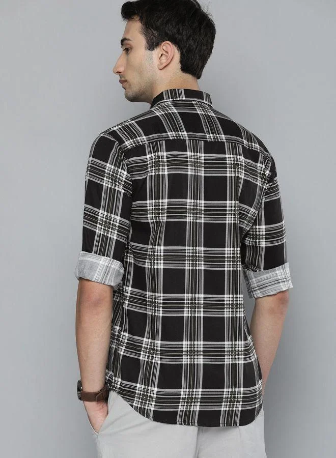 The Indian Garage Co Men Slim Fit Checkered Full Sleeves Cutaway Collar Casual Shirt