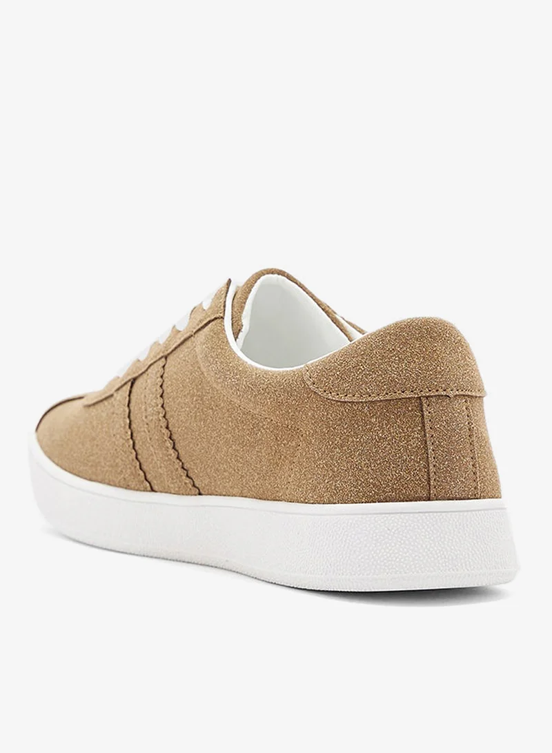 سفنتي فايف سنيكرز ريترو