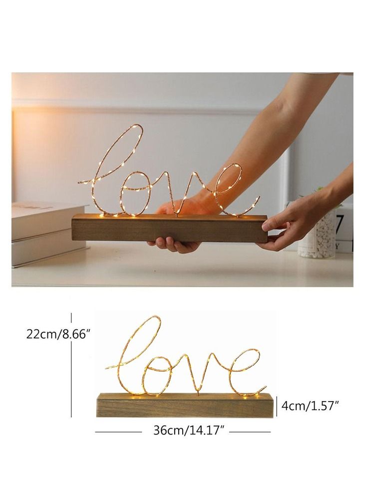 سلة كلمة لوف مضيئة باللون الذهبي على قاعدة خشبية 36 في 22 سم - Image 5