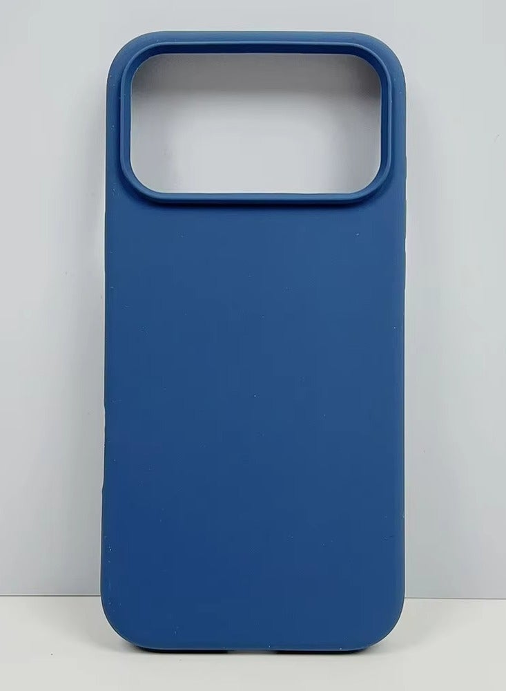 غطاء خلفي رفيع جداً باللون الأزرق من السيليكون لجهاز آيفون 17 برو ماكس – قبضة ناعمة وحماية للكاميرا