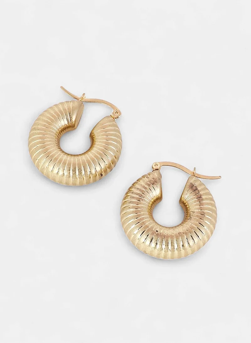 SOHI Snake-Ribbed Artificial Hoop Earring Jewellery