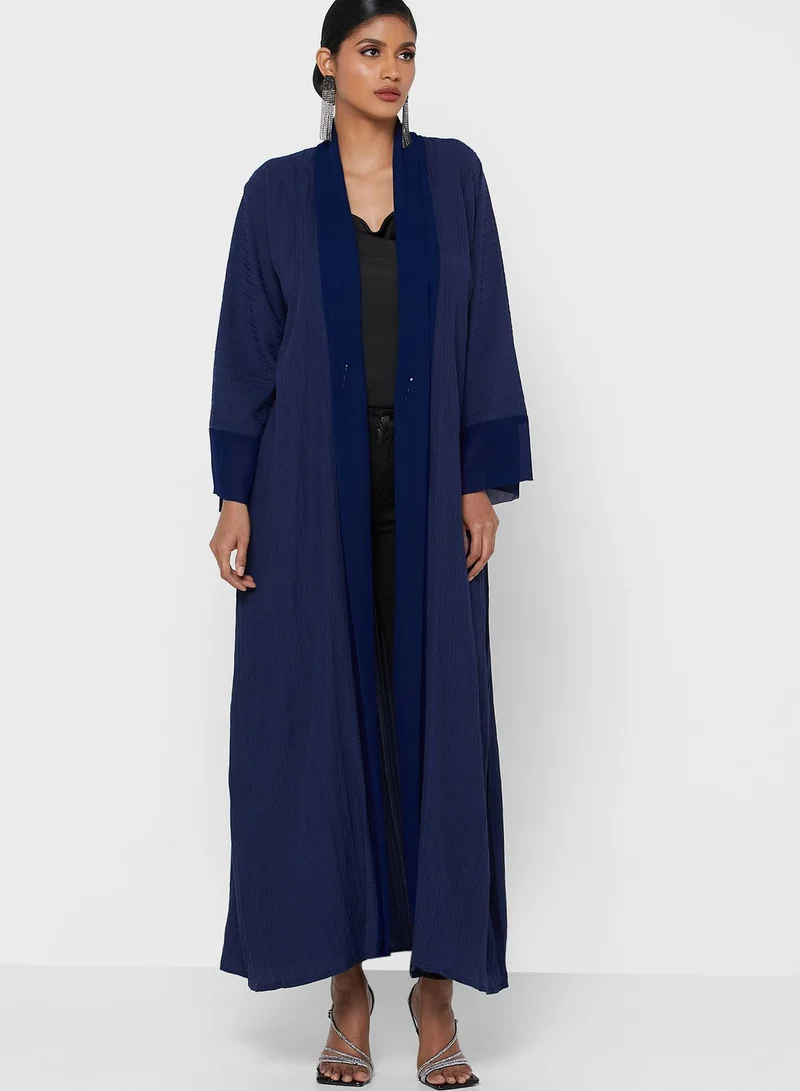 Khizana Classic Abaya With Sheila