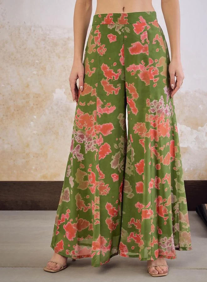 ساسافراس طقم كورتا وشارارا بتصميم ساسافراس أخضر مطبوع بالربط ودانتيل عملات معدنية
