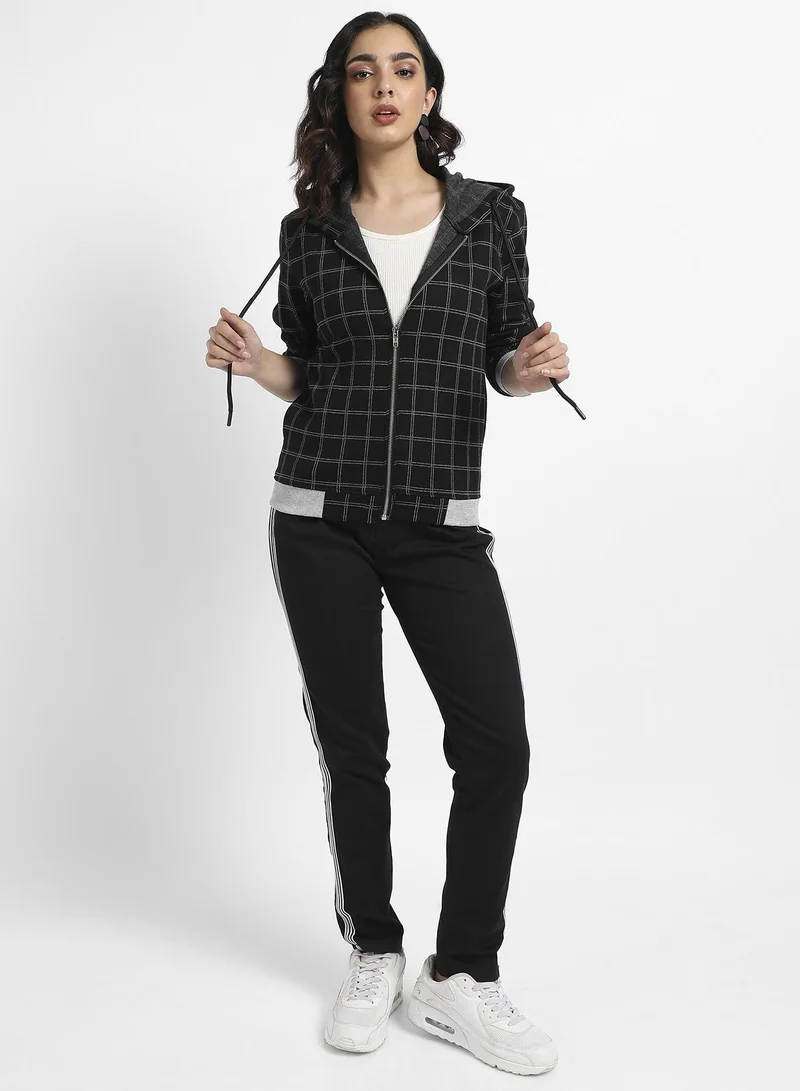 Campus Sutra Women's Black Checkered Jacket With Contrast Hem