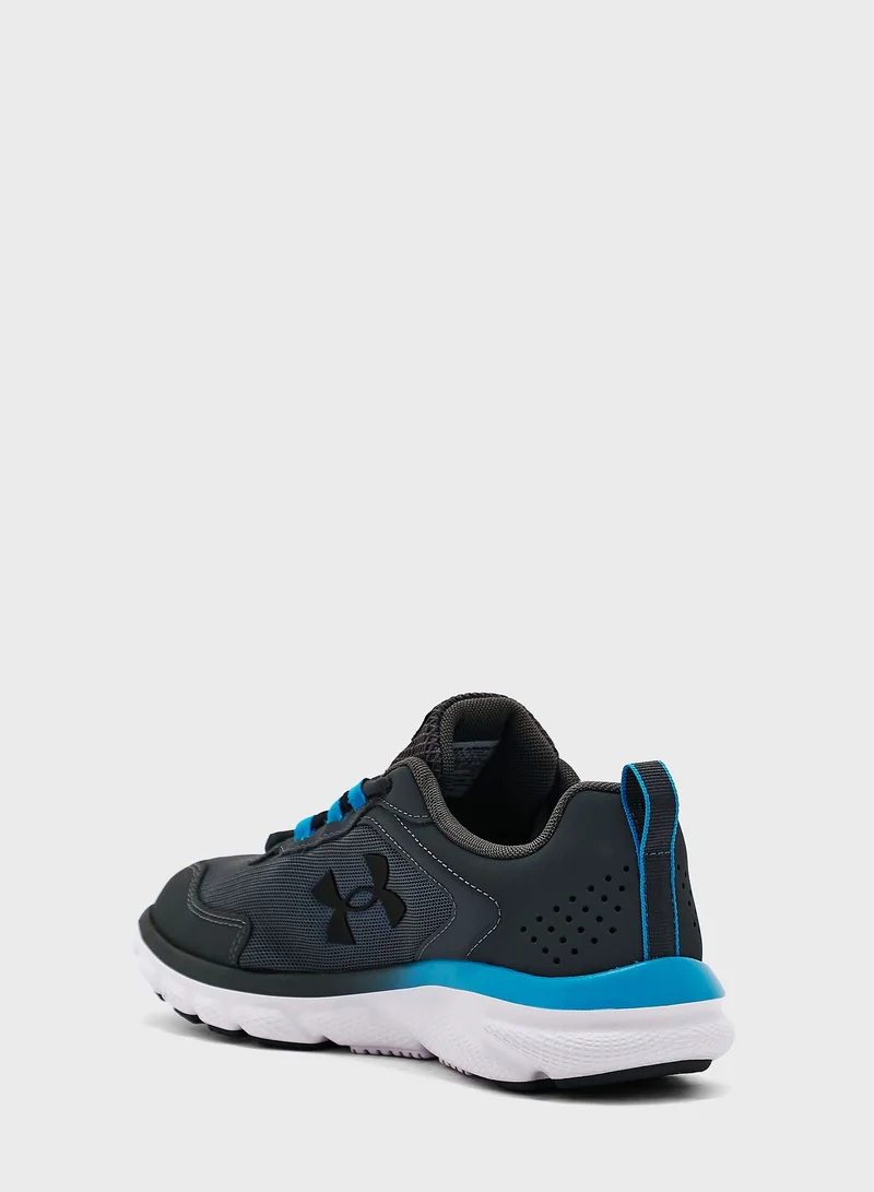UNDER ARMOUR Charged Assert 9