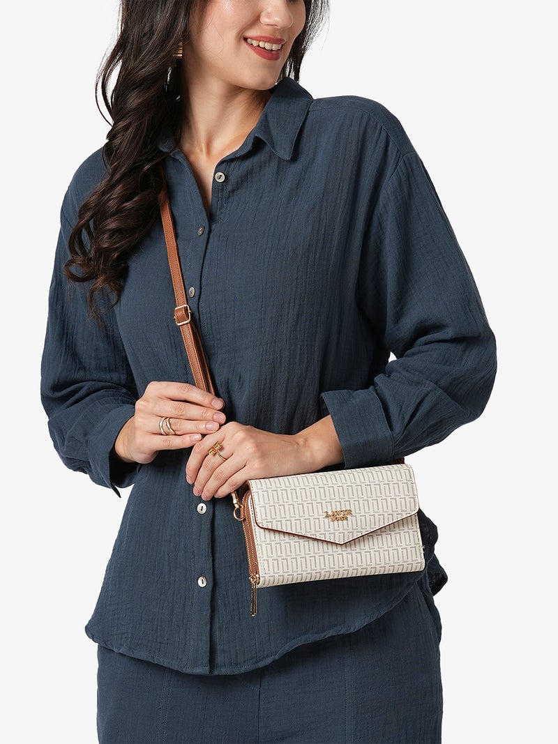 Lavie Luxe Women's Mono Sally25 2 c wallet (White) - Image 2