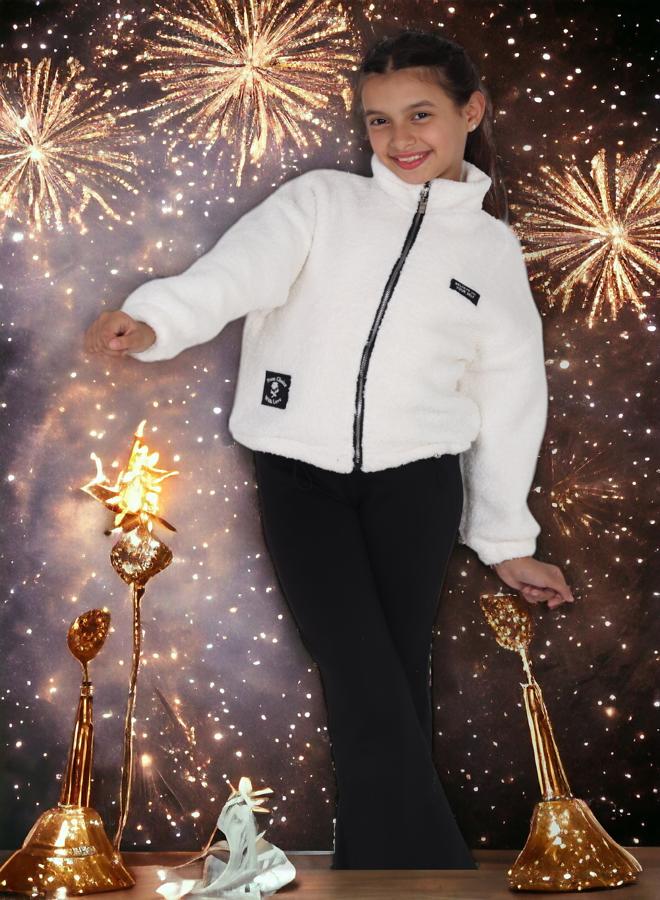 Girls' 8-Year-Olds Sweater with Fur, Winter 2024 Trends, High-Quality Fabric, Ultra-Soft Materials, Printed in Attractive Colors