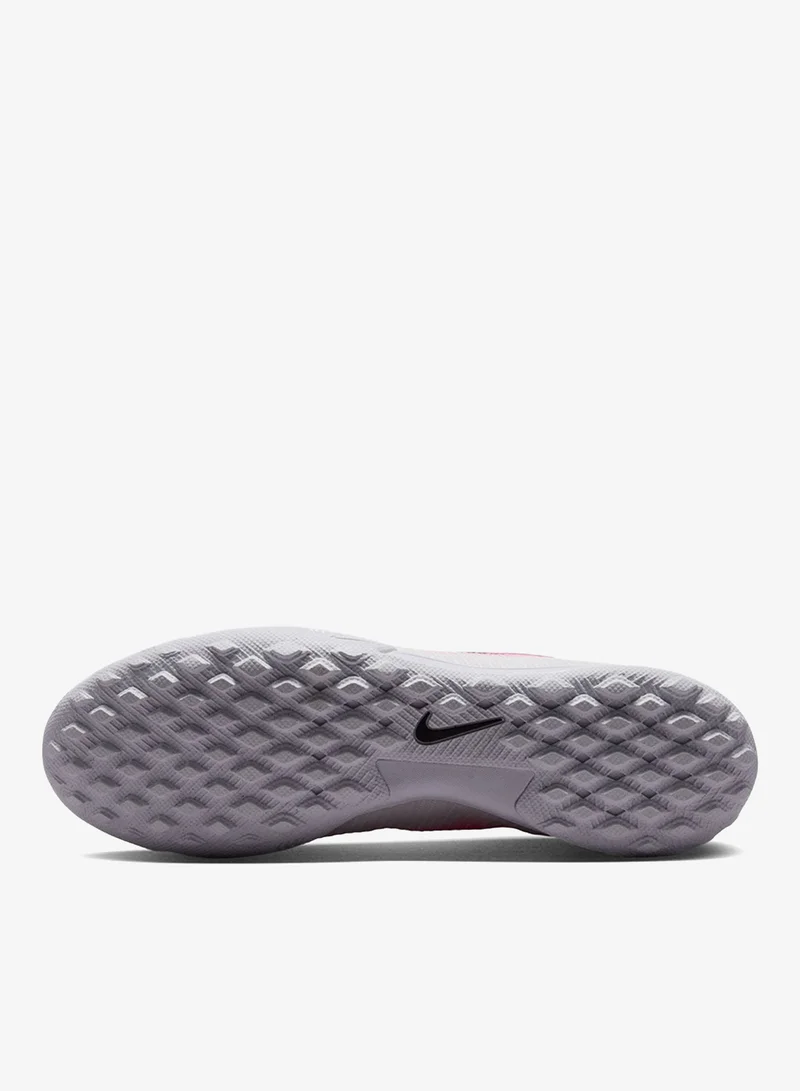 Nike Multi-Colour Men's Mercurial Vapor 17 Academy Turf Football Shoes for Men | Best Price UAE