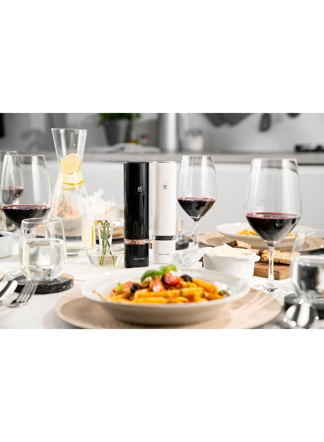 Zwilling مطحنة ملح وفلفل كهربائية ZWILLING ENFINIGY مع مطحنة سيراميك وإضاءة LED، قابلة لإعادة الشحن عبر USB، مجموعة من قطعتين - Image 3
