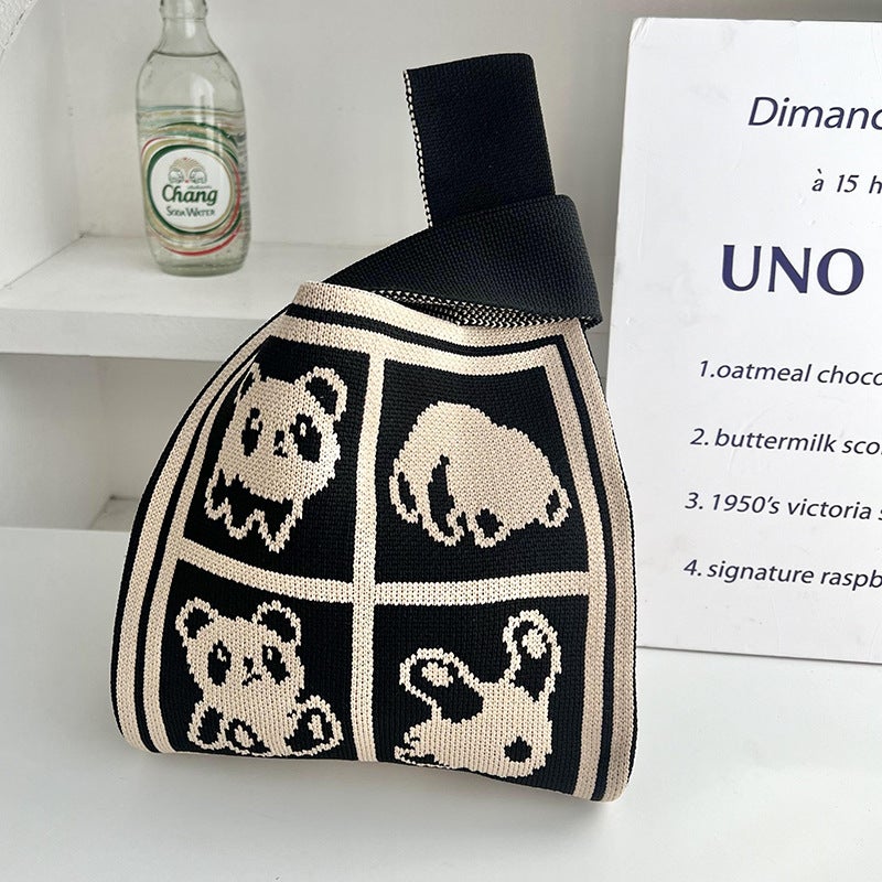 Large-Capacity Trendy Knitted Yarn Bucket Bag Panda Style Versatile Handbag Casual Tote Lunch Bag Black and brown four-frame stitching panda