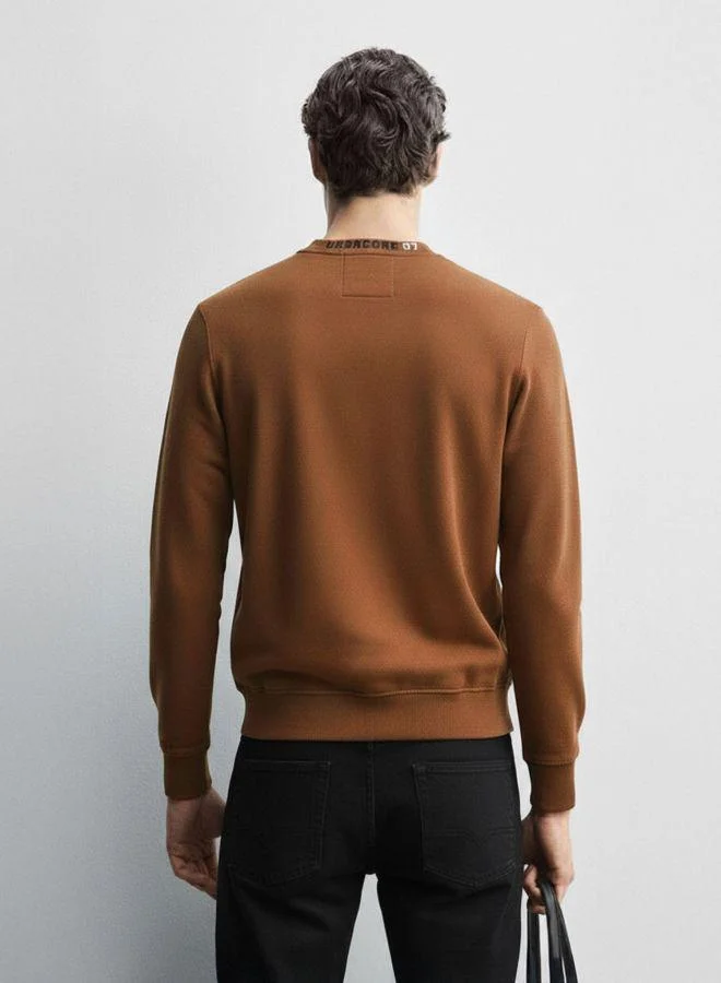 The Indian Garage Co Men Relaxed Fit Embroidered Crew Neck Full Sleeves Sweatshirt