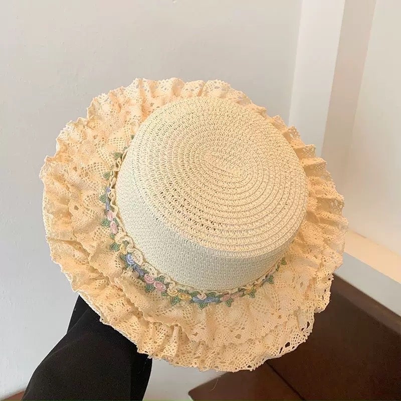 Summer Casual Straw Hat with Lace Trim - Sun Protection & Breathable Wide Brim Hat for Beach Outdoor