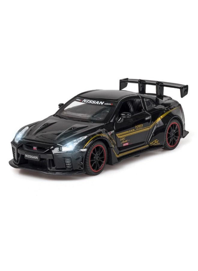 موديل كار لعبة نموذج سيارة 1:32 GTR R35، لعبة سيارة قابلة للسحب من سبائك الزنك، صوت وضوء، نموذج سيارة رياضية للأطفال الأولاد والبنات  - Image 1