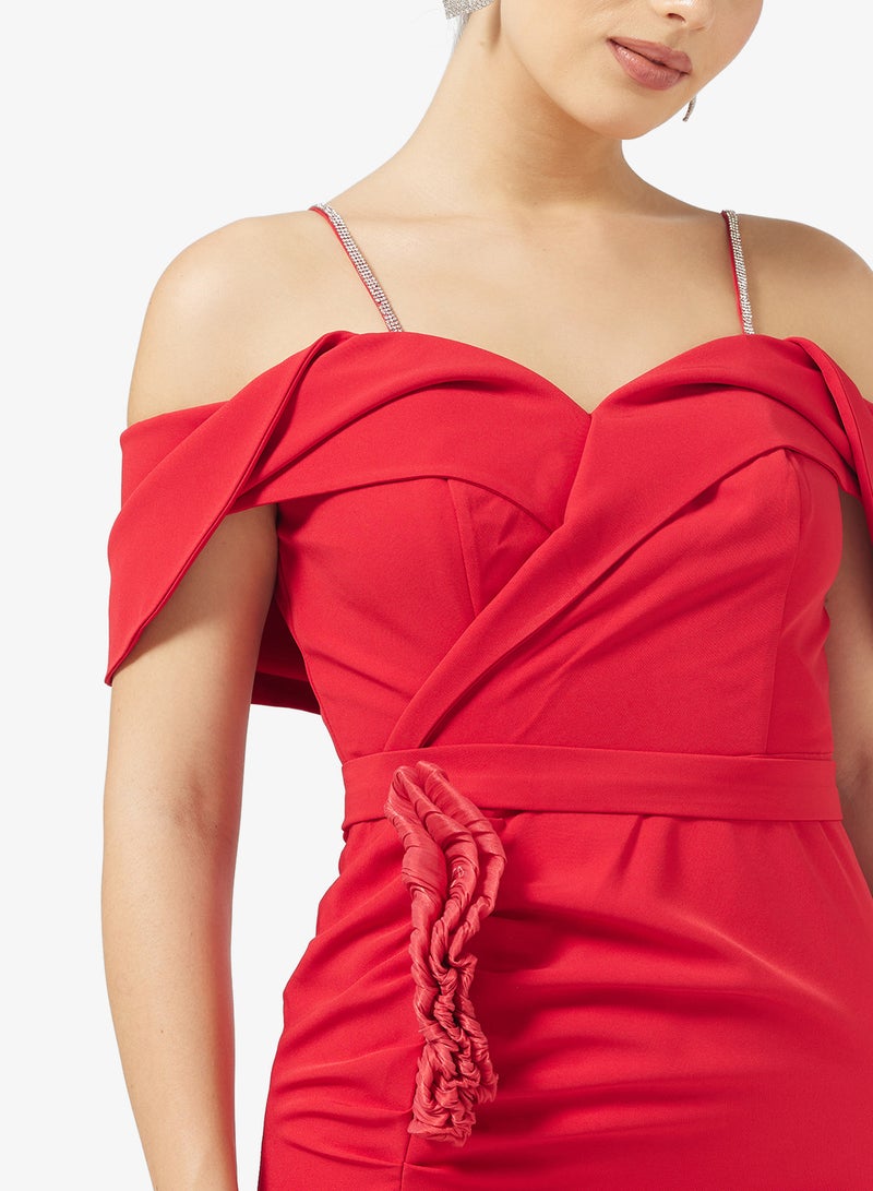 نمشي x فستان حورية البحر بكتف مكشوف وتفاصيل مجمعة - Image 4