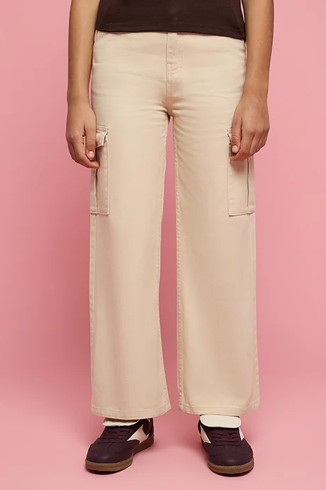 أر أند بي Solid Cargo Pants with Button Closure