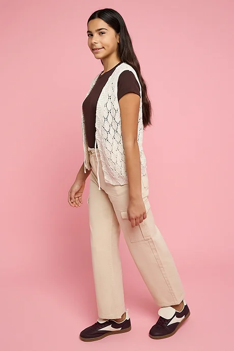 أر أند بي Solid Cargo Pants with Button Closure