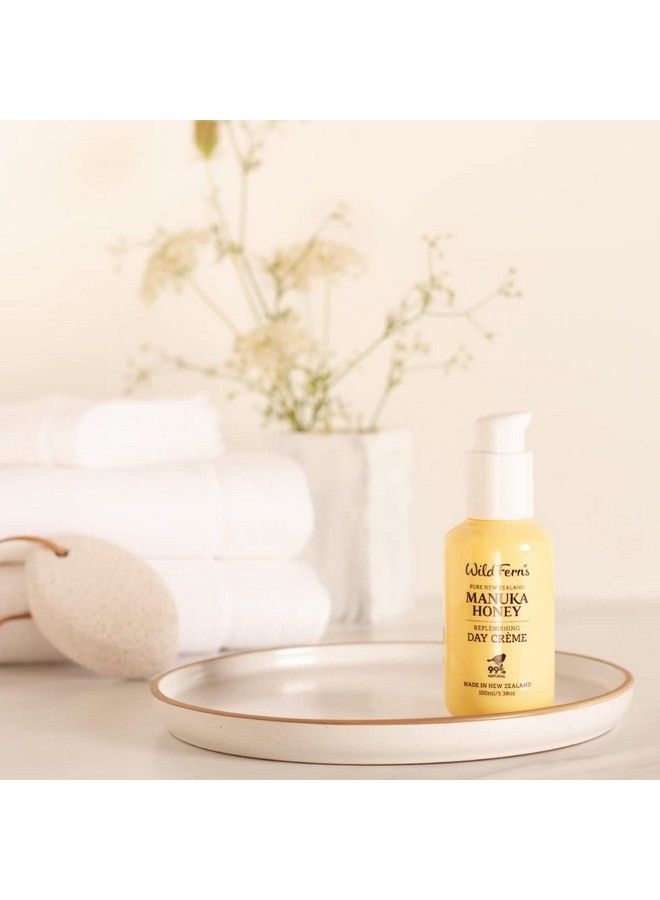Wild Ferns Manuka Honey Replenishing Day Crème 99% Natural 100 Milliliters - Image 3