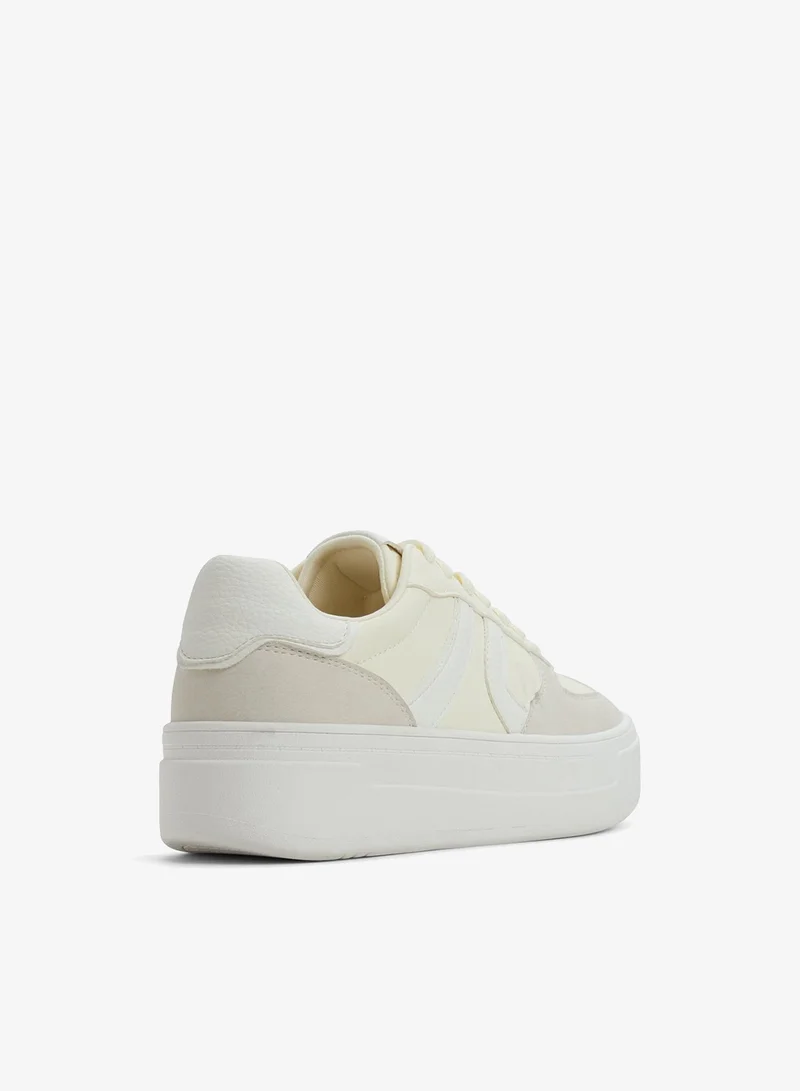 كول ات سبرنج IVEY Low Top Sneakers