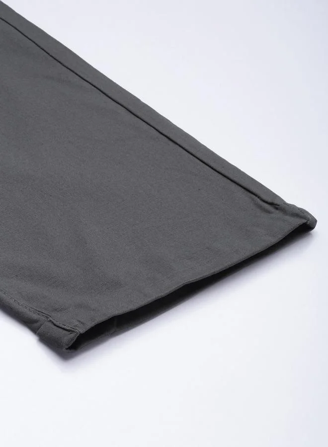 The Indian Garage Co Men Grey Slim Fit Cargo Trousers
