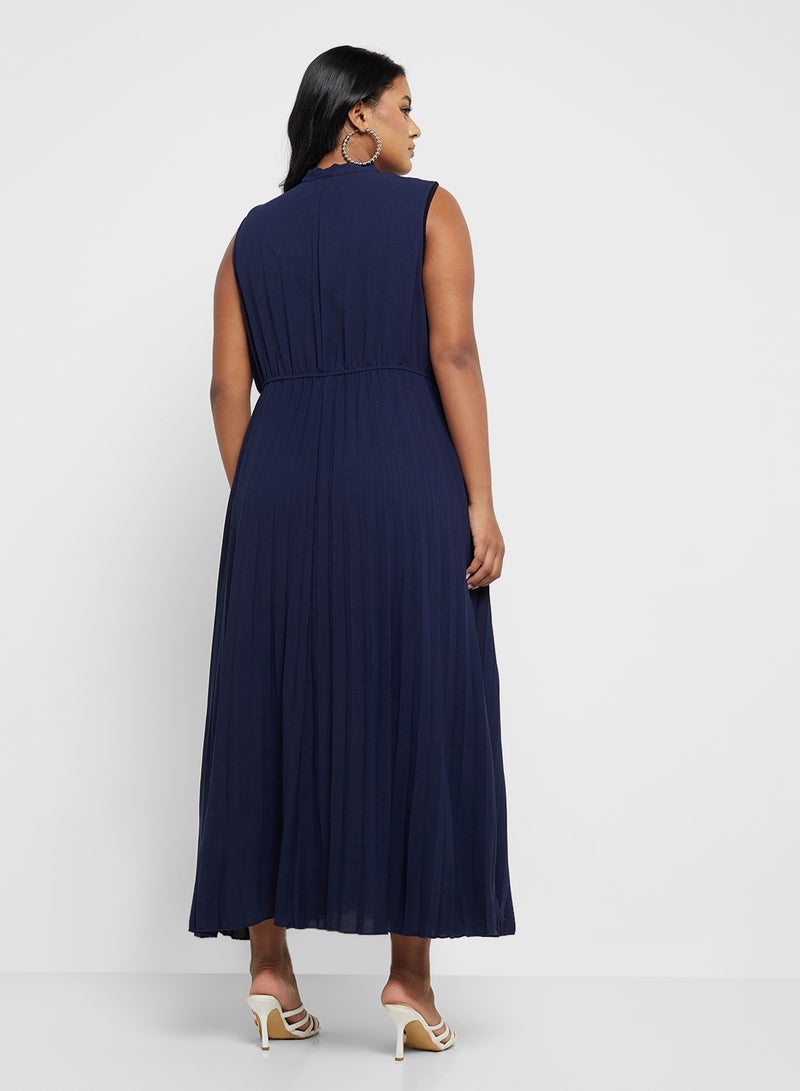 Ella Plus Pleated Bow Maxi Dress - Image 2
