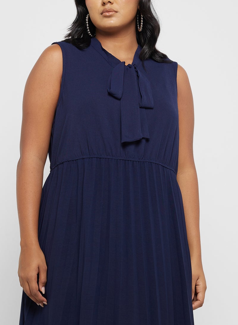 Ella Plus Pleated Bow Maxi Dress - Image 3