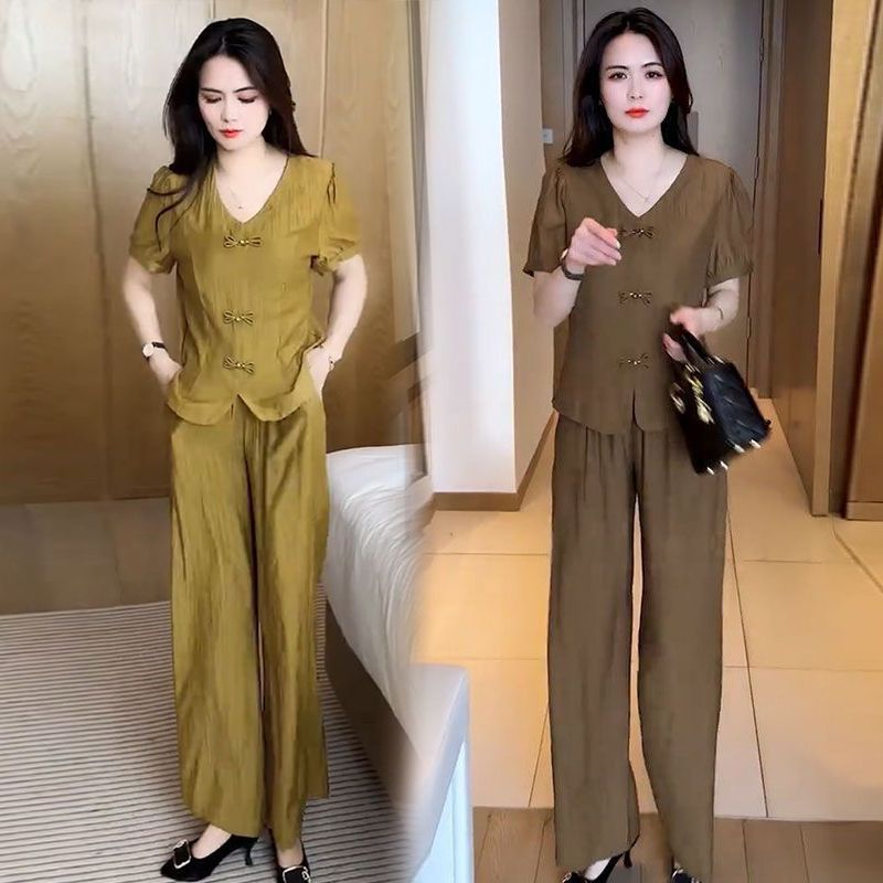 ملابس صيفية عصرية وأنيقة للمرأة ، جديد عصري V-Neck تي شيرت أعلى وسراويل واسعة الساق ، مجموعة قطعتين للتخسيس العادية - Image 4