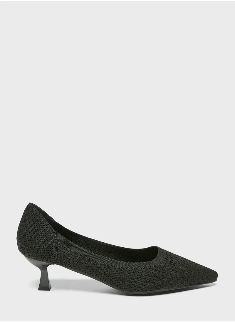 شو اكسبرس Pointed Toe Pumps