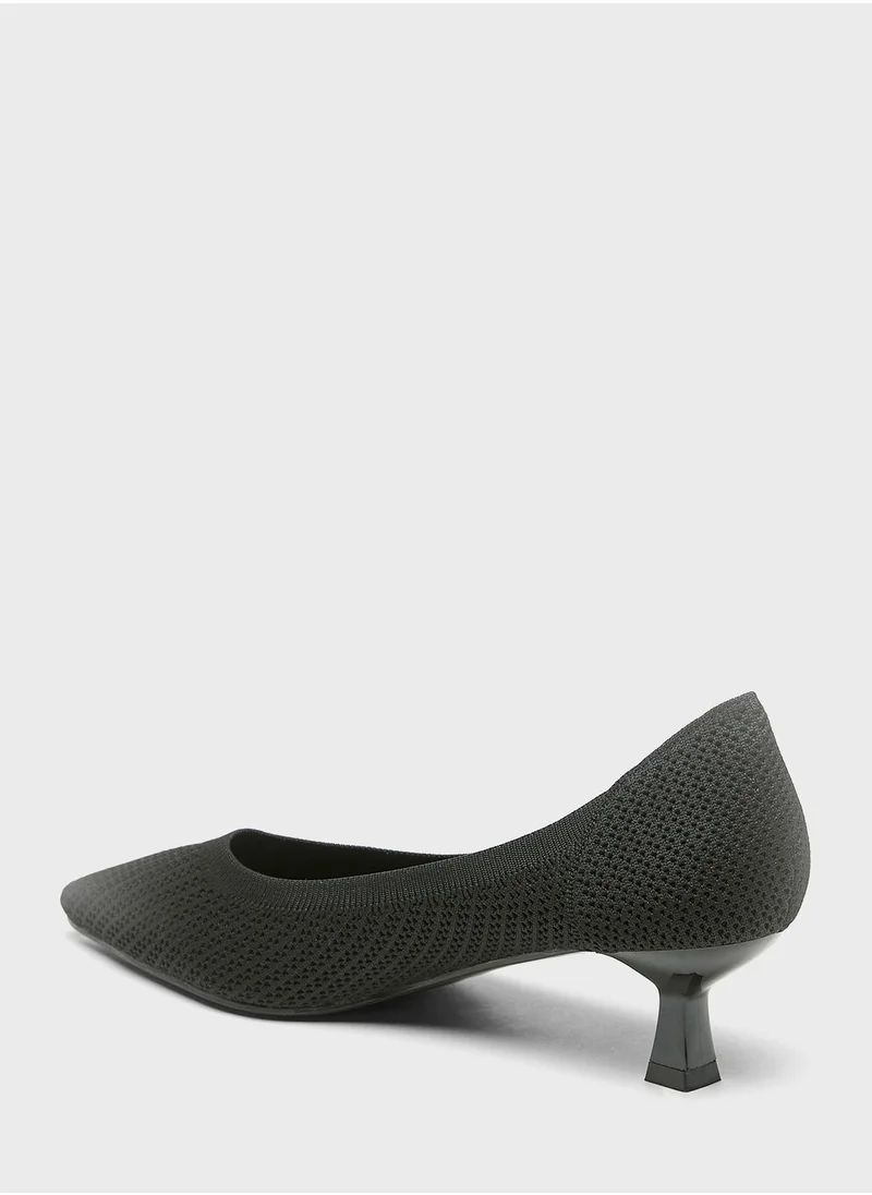 شو اكسبرس Pointed Toe Pumps
