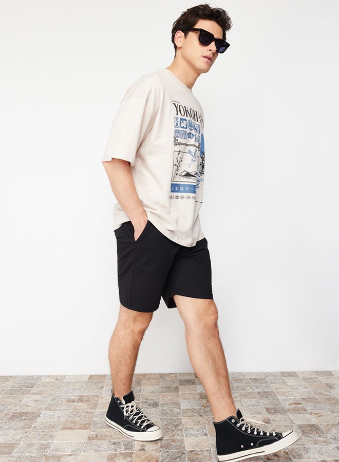 trendyol Plus Size Black Regular Cut Cotton Shorts with Label Applique  - Image 3