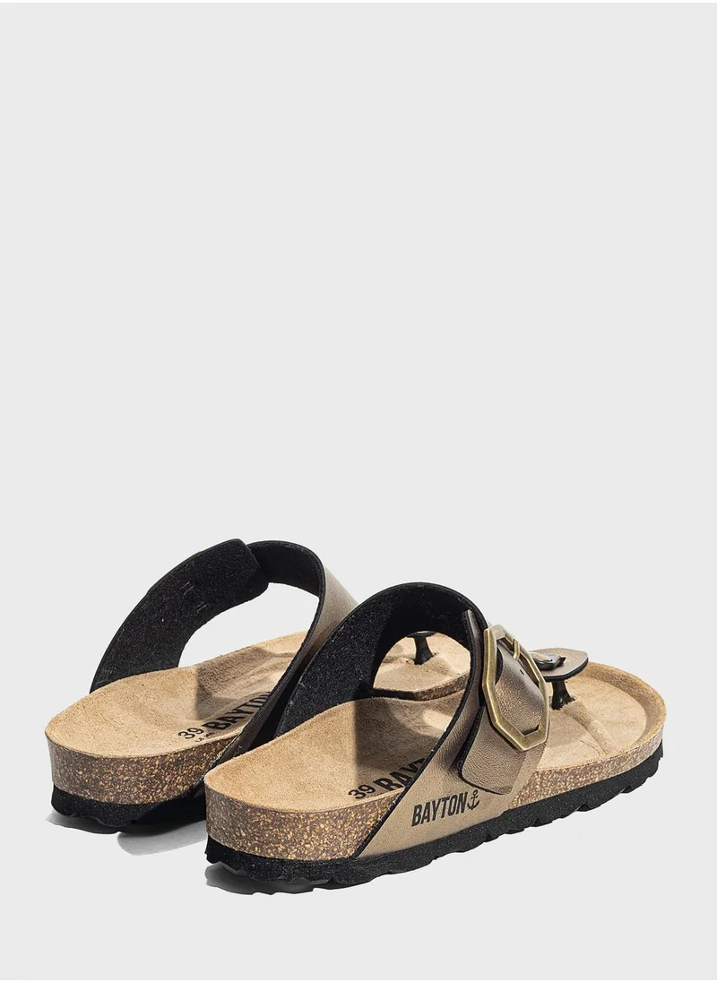 بيتون Mercure Thongs