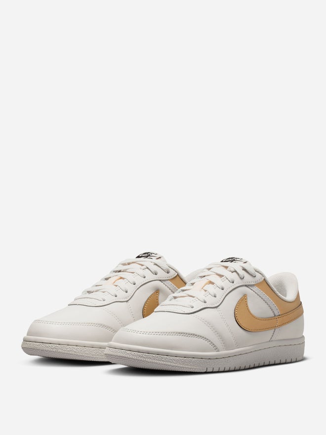 Nike Air Jordan Skyline Low Shoes - Image 1