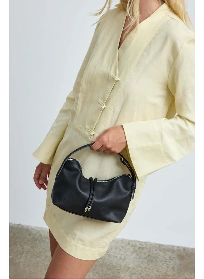 Lete Hand and Crossbody Bag Black.