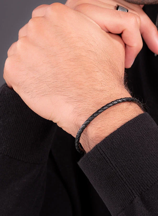 POLICE Plaint Black Leather With Black And Grey Motif Gents BraceletPEAGB0033206