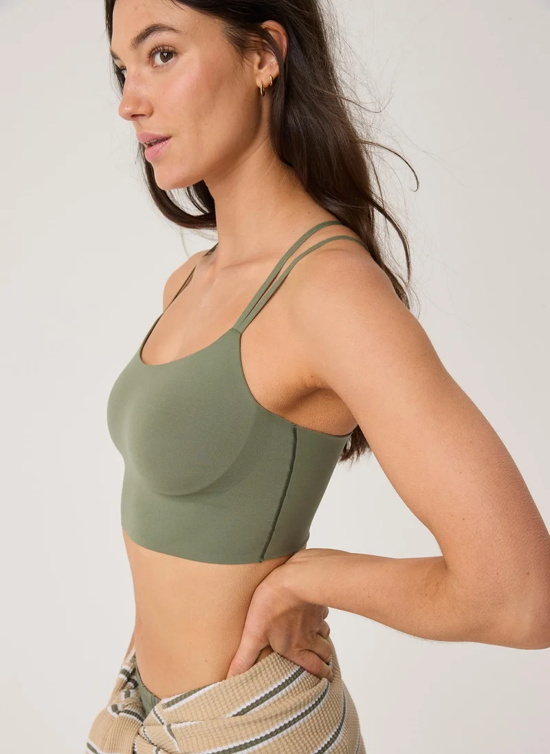 آري من امريكان ايجل Hold Up Sports Bra