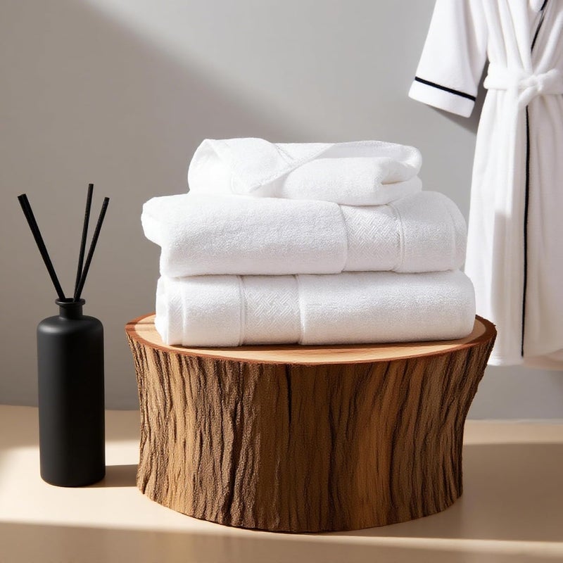 COZYART مجموعة مناشف استحمام بيضاء 6 قطع، فاخرة 100% قطن تركي 650GSM بجودة الفنادق، ناعمة، ماصة، مجموعات مناشف للحمام | 2 منشفة استحمام 2 منشفة يد 2 قطعة قماش للغسيل - Image 3