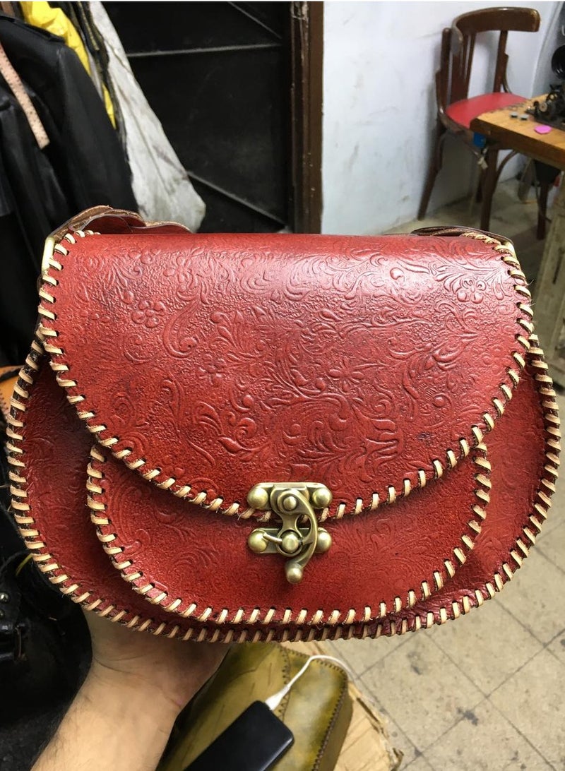 Handmade genuine leather crossbody bag, large size Leather clasp Puff pocket Clasp closure 3 zippers Strap handle Velvet lining inside Egyptian handcrafted 30*30 - Image 1