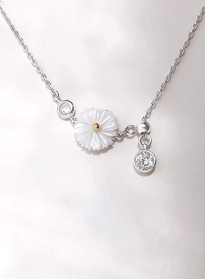 A Full Body 925 Silver Daisy Inlaid with Zirconium Bracelet Beads Design Pull out Length Adjustment with Gift Packaging Box Fashionable and Temperament enhancing for Girls,Versatile for Daily Wearing, Festival Gifting, Social Gatherings and Light Formal Occasions - Image 4