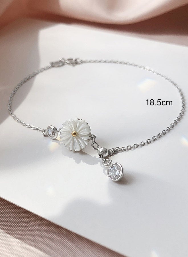 A Full Body 925 Silver Daisy Inlaid with Zirconium Bracelet Beads Design Pull out Length Adjustment with Gift Packaging Box Fashionable and Temperament enhancing for Girls,Versatile for Daily Wearing, Festival Gifting, Social Gatherings and Light Formal Occasions - Image 2