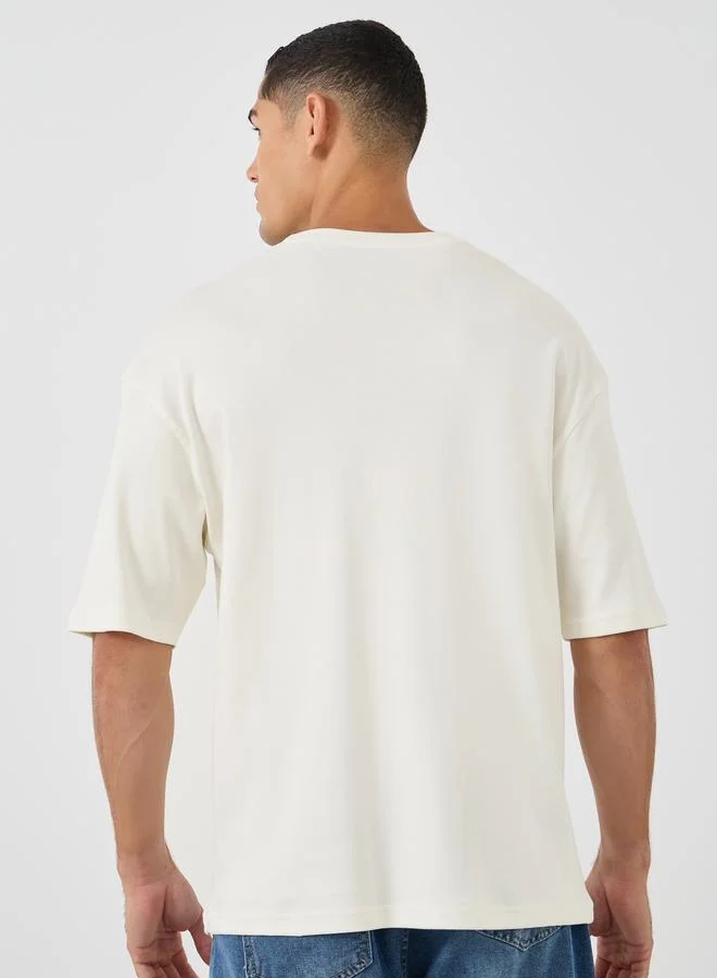 Styli Styli Embroidered Detail Crew Neck Oversized T-Shirt