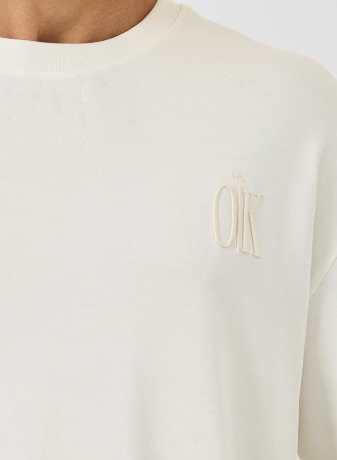 Styli Embroidered Detail Crew Neck Oversized T-Shirt - Image 3