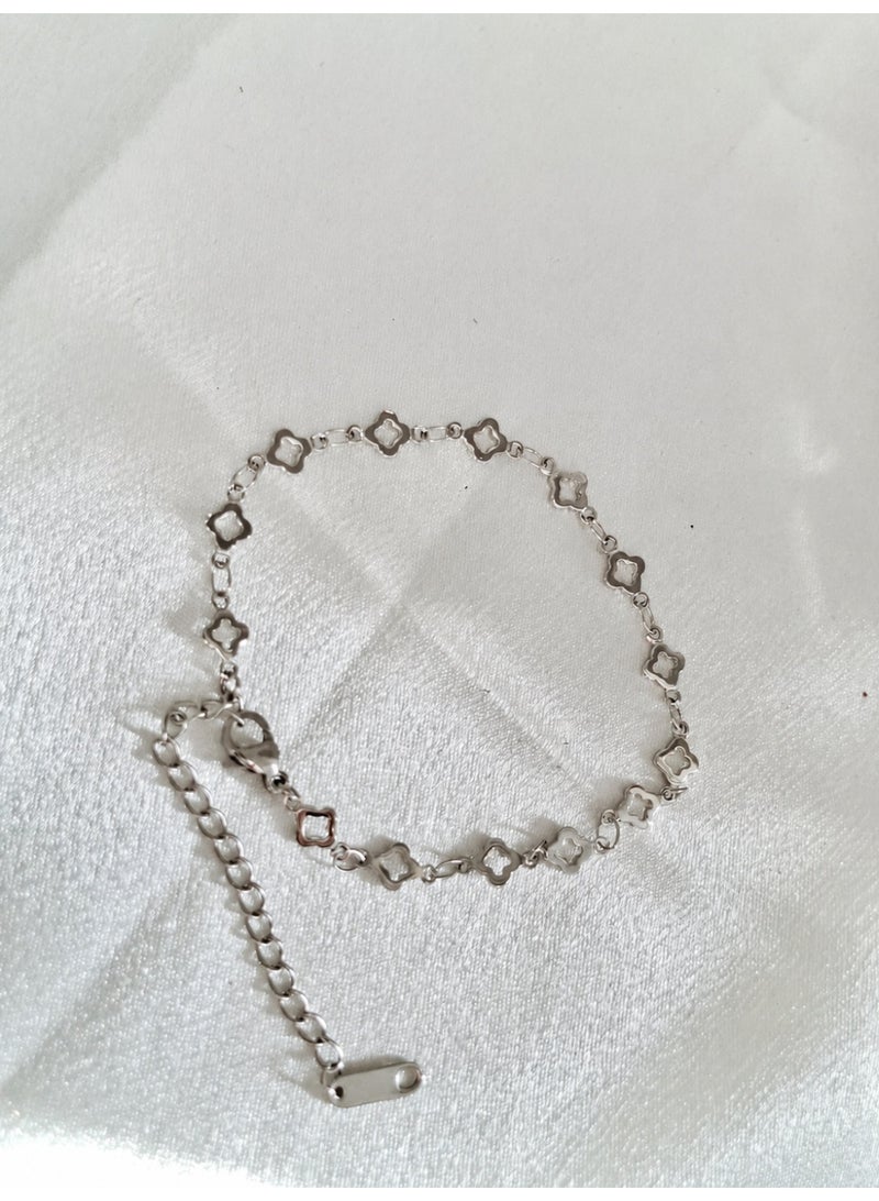 Silver Clover Charm Bracelet - Image 1