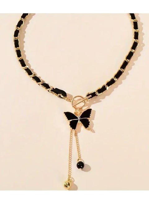 Elegant Black Heart Pendant Necklace with Golden-Tone Braided Chain and Tassel Accents - Boho Chic Clavicle Chain for Women, Ideal for Parties and Gifts, Gift Jewelry | Tassel Pendant | Goldtone Chain, Heart Necklace