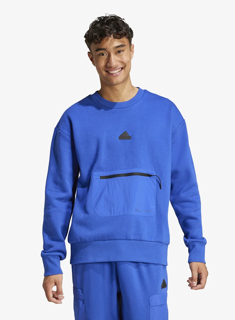 adidas سترة صوفية للهروب من المدينة