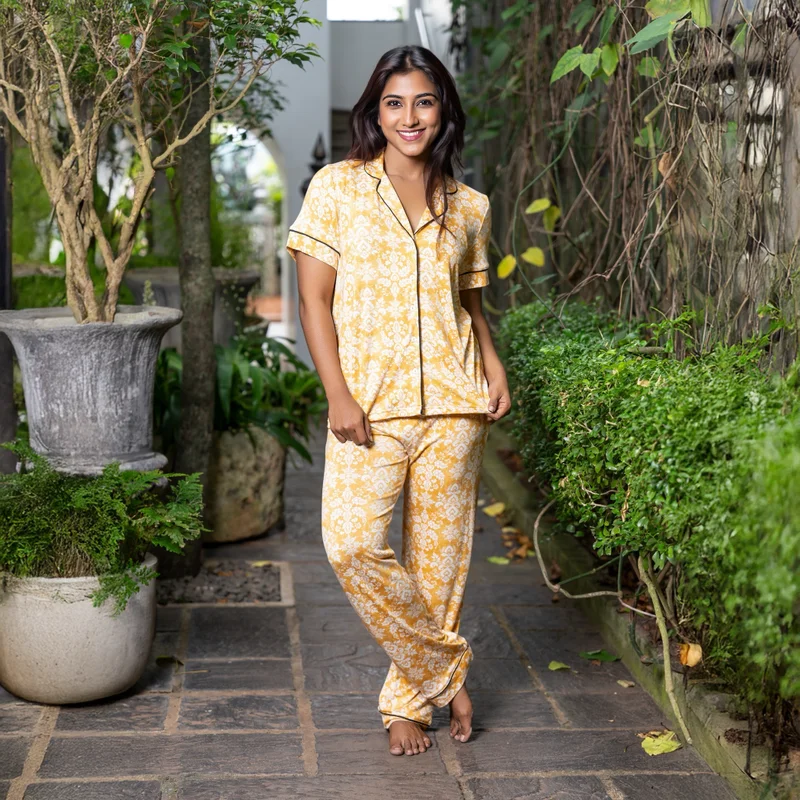 Aadaraya Aadaraya Pyjama Set Shirt and Pants Rayon